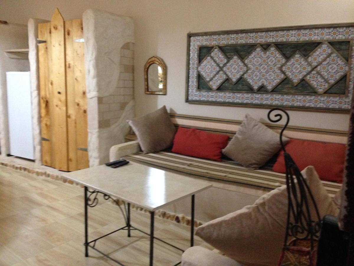 Djerbahouch Villa Midoun Bagian luar foto